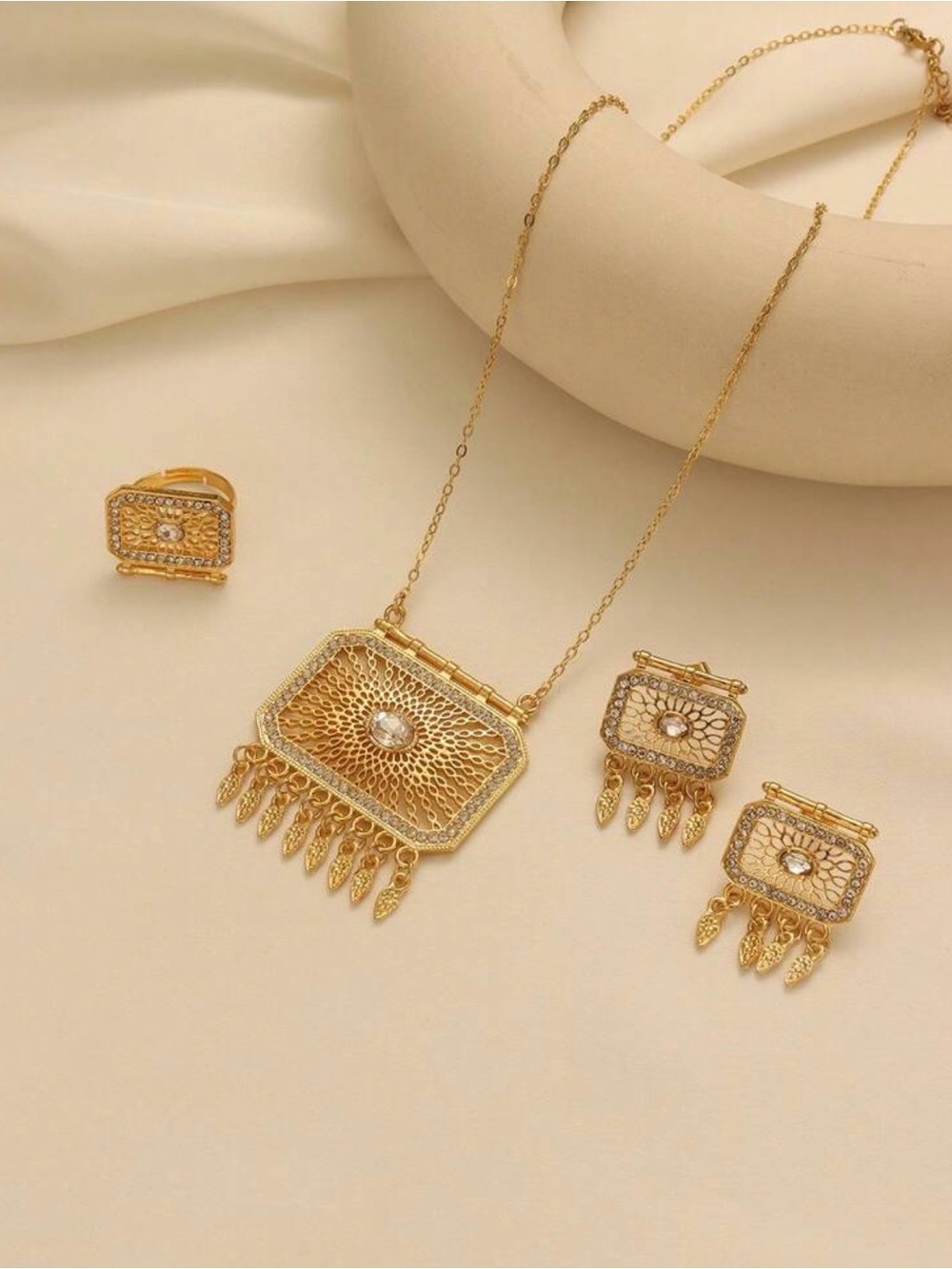 Gold Filigree Pendant Necklace and Earring Set - Elegant Women Jewelry